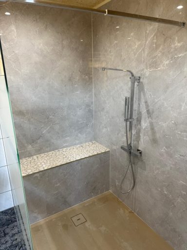 Breite Dusche , Barrierefreiheit
